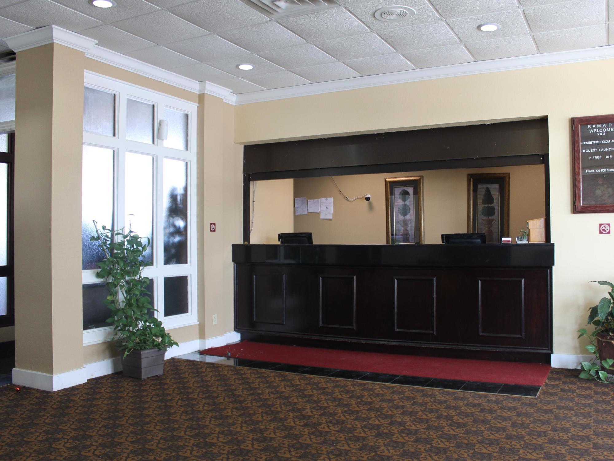 Baymont By Wyndham Florence Cincinnati Экстерьер фото
