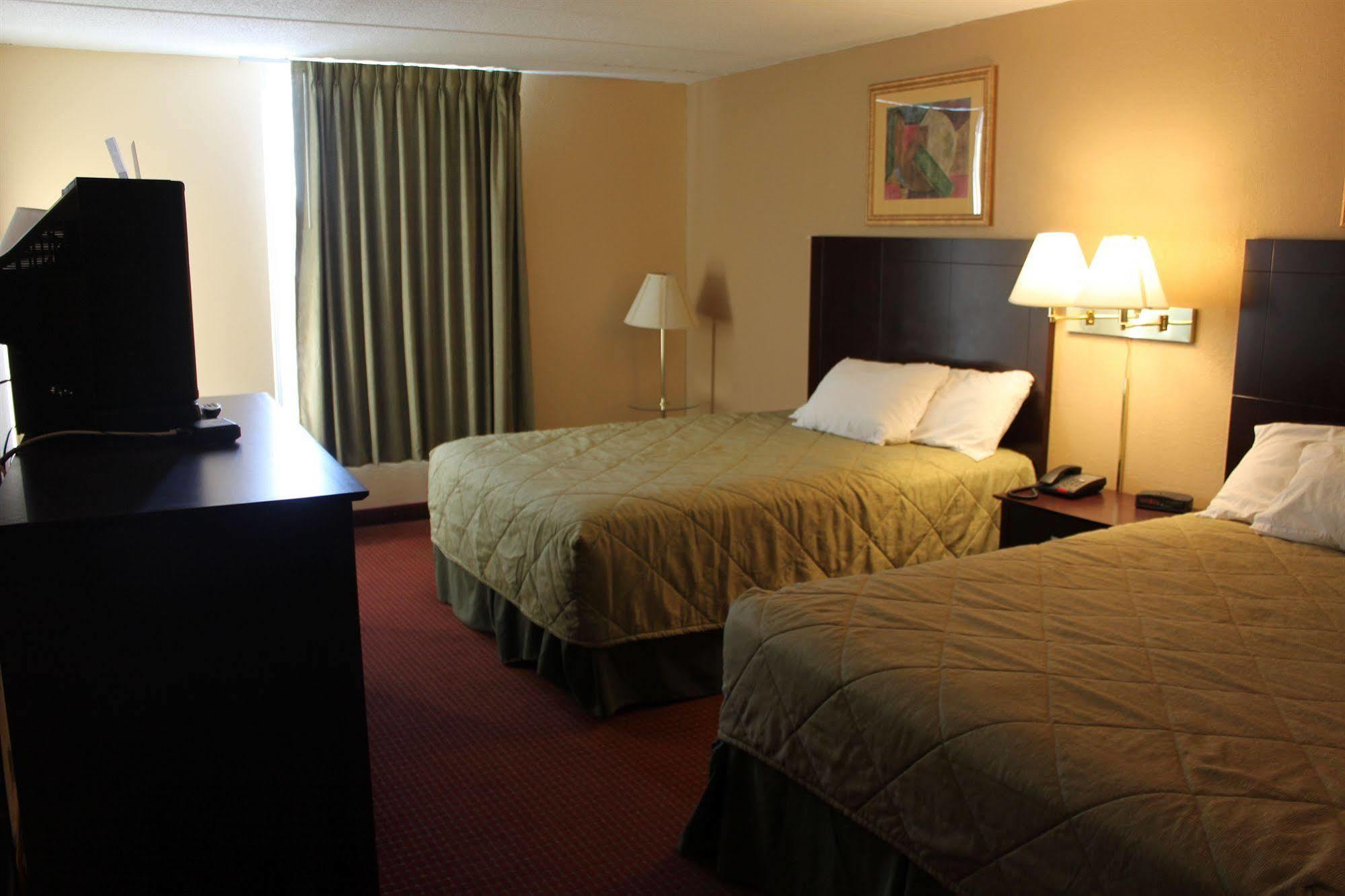 Baymont By Wyndham Florence Cincinnati Экстерьер фото